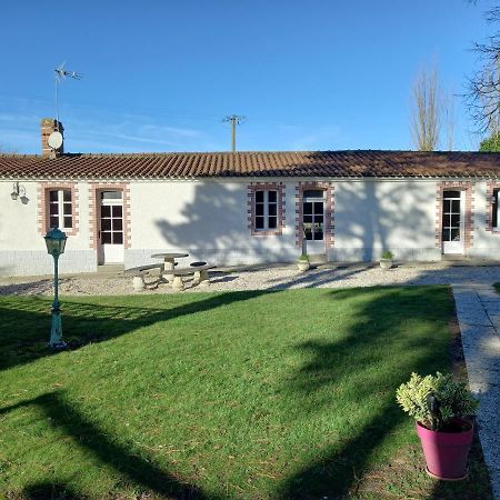 Gite Le Plessis Villa Saint-Urbain  Exterior photo